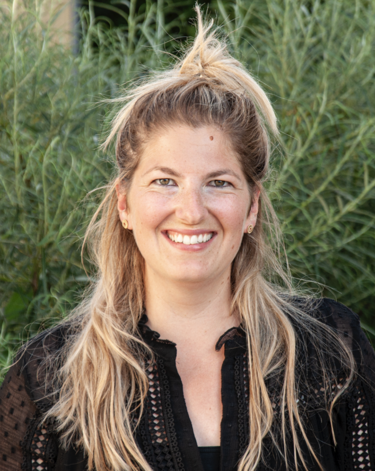 Laura Suter